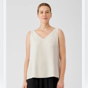 Eileen Fisher Silk Georgette Crepe V-Neck tank top. Size XL